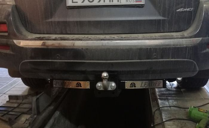 Фаркоп Лидер-Плюс для Toyota Highlander II 2010-2013. Фланцевое крепление. Артикул T119-F(N)