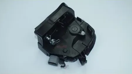 Замок двери fr rh (Quattro Freni). Артикул qf10j00065