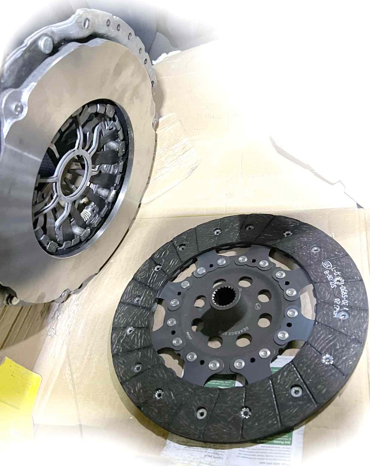 Сцепление (комплект) LuK SAC. Артикул 626 3049 09