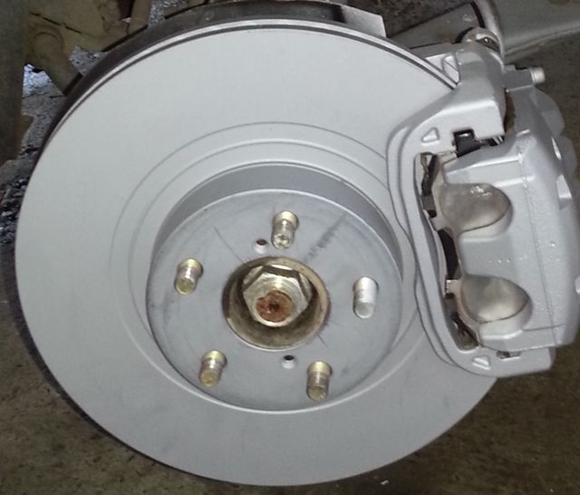 Тормозной диск Zimmermann Coat Z передний для Subaru XV I 2012-2017. Артикул 530.2458.20