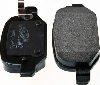 Тормозные колодки Denckermann задние для Fiat 500L I 2012-2026. Артикул B111328