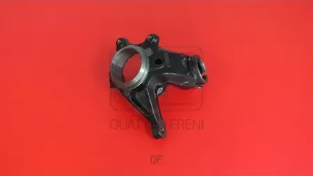 Кулак поворотный левый (Quattro Freni). Артикул qf00d00000