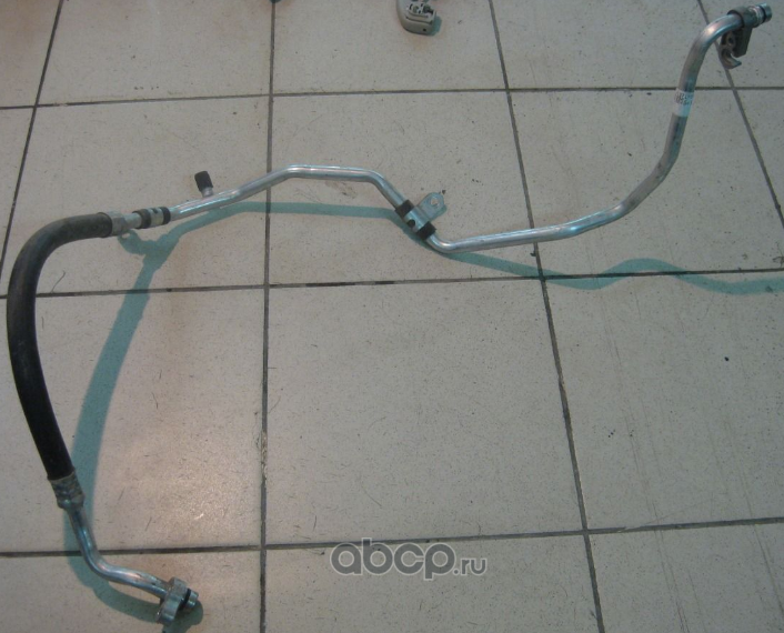 Трубопровод кондиционера (высокое давление) Nissan. Артикул 92440EL20A