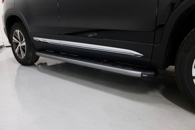 Пороги алюминиевые ТСС с пластиковой накладкой 1720 мм для Changan CS75 FL 2020-2023 Карбон серые. Артикул CHANCS7520-24GR