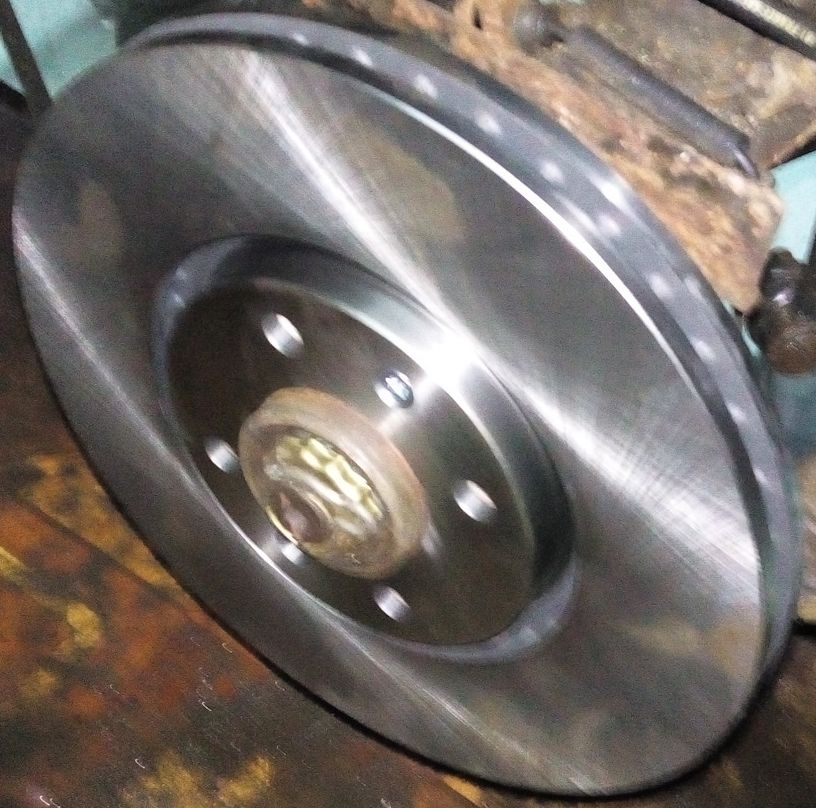 Тормозной диск Remsa. Артикул 6587.10