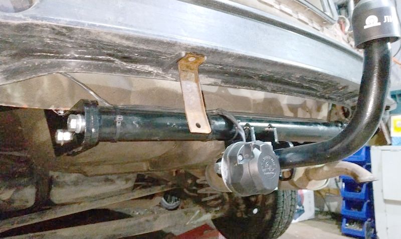 Фаркоп Лидер-Плюс для Kia Rio I DC седан, универсал 2000-2005. Артикул K113-A