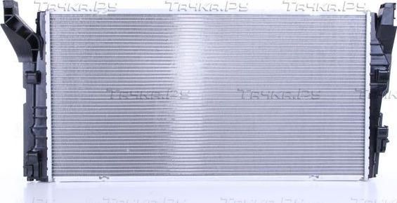 Радиатор охлаждения двигателя Nissens ** FIRST FIT ** для BMW 2 F22 2014-2026. Артикул 69708