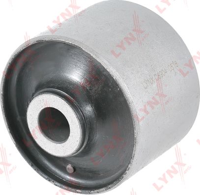 Сайлентблок переднего рычага подвески LYNXauto для Lexus LX 570 2007-2026. Артикул C8904
