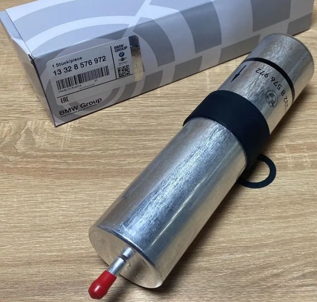 Топливный фильтр BMW. Артикул 13328576972