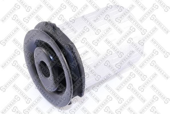 Сайлентблок переднего рычага подвески Stellox. Артикул 77-00155-SX