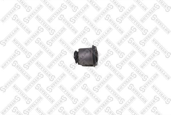 Сайлентблок переднего рычага подвески Stellox. Артикул 77-00569-SX