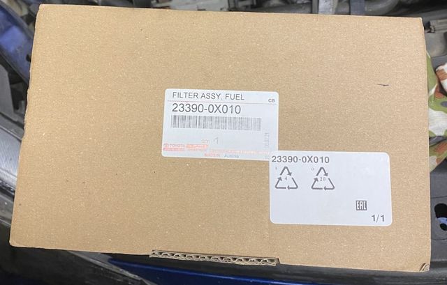 Топливный фильтр Toyota. Артикул 233900X010