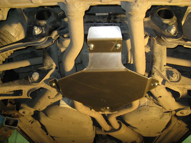 Защита алюминиевая Alfeco для редуктора заднего моста Volkswagen Touareg II 2010-2018. Артикул ALF.26.03al