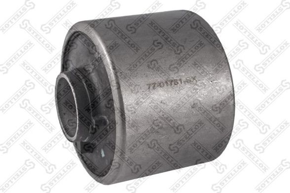 Сайлентблок переднего рычага подвески Stellox. Артикул 77-01781-SX