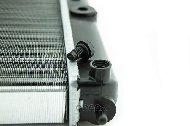 Радиатор охл ВАЗ 2108-99 алюм. 2-ряд. (универсал.) SAN-D (HJLA003). Артикул HJLA003