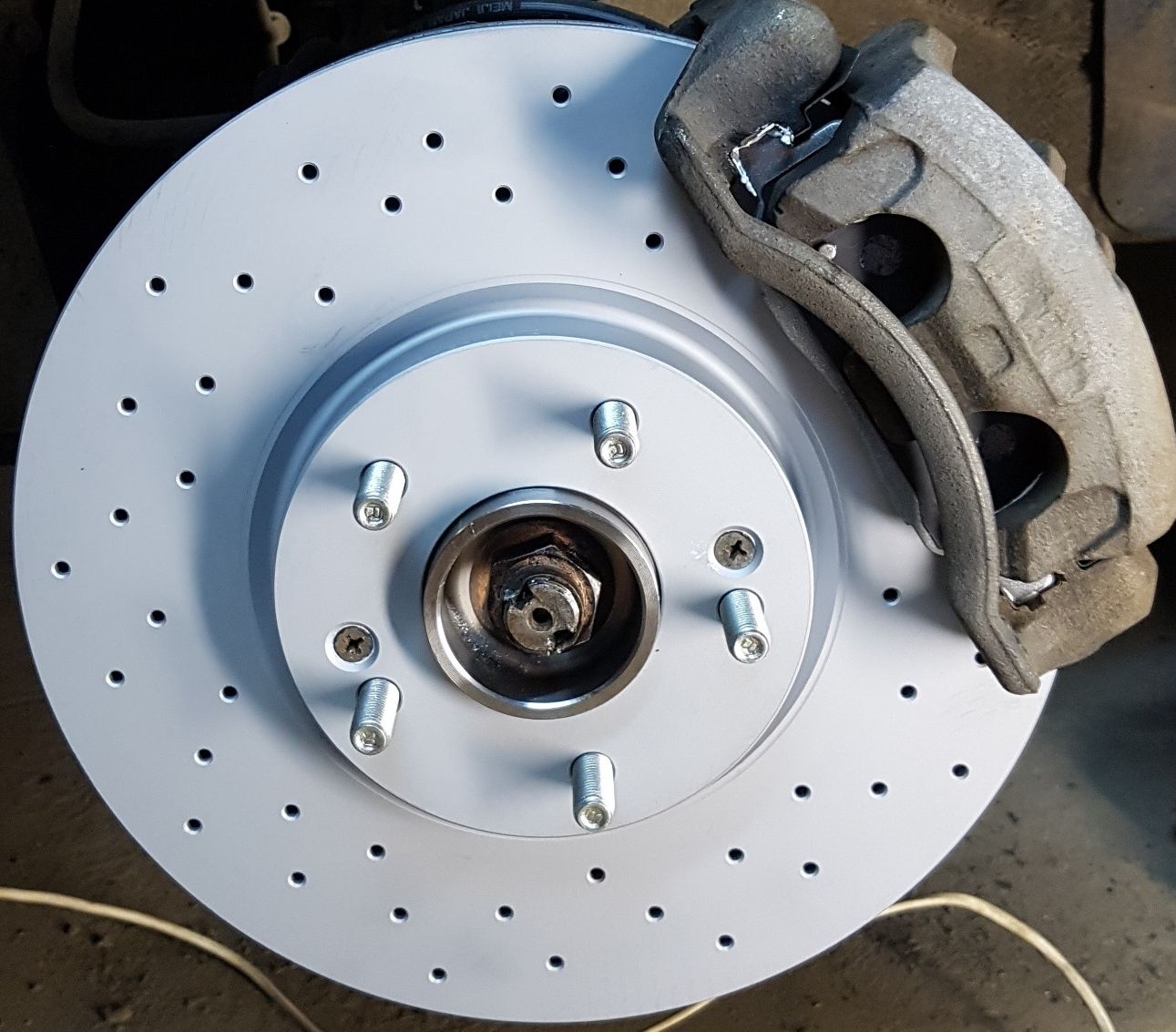 Тормозной диск Zimmermann Sport Coat Z. Артикул 285.3516.52