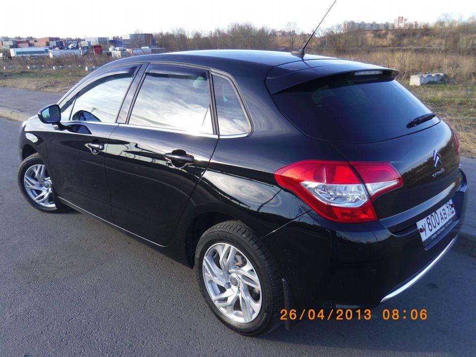 Дефлекторы SIM для окон Citroen C4 II хэтчбек 5-дв. 2011-2026. Артикул SCIC41132