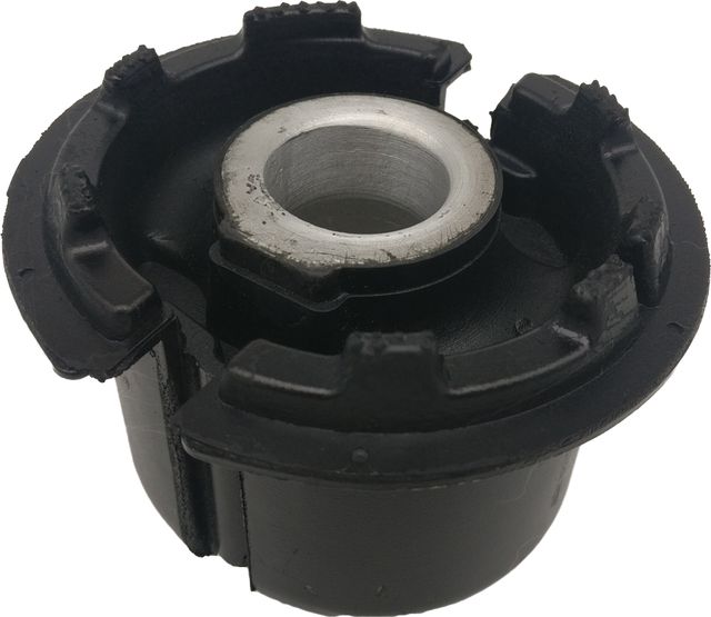 Сайлентблок рычага подвески Jikiu. Артикул YF21132