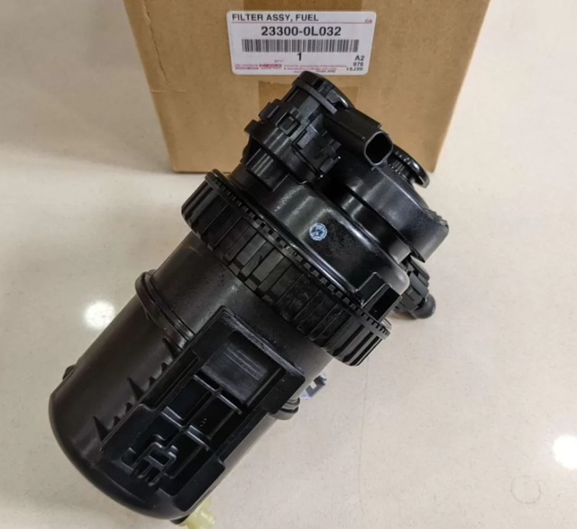 Топливный фильтр Toyota. Артикул 233000L042