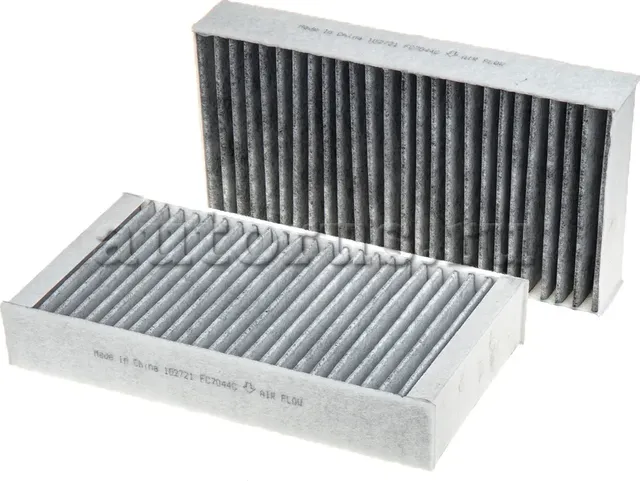 Фильтр салона угольный (Partra). Артикул FC7044C