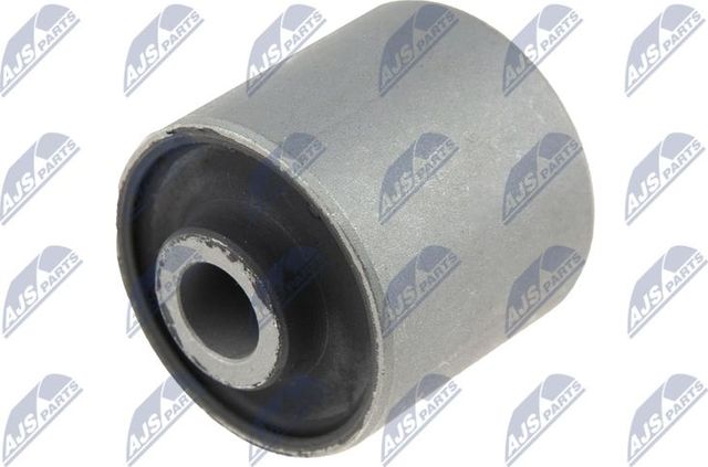 Сайлентблок заднего рычага подвески NTY задний правый/левый нижний внутренний для Land Rover Freelander I 1998-2006. Артикул ZTT-LR-005E