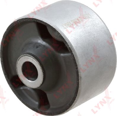 Сайлентблок переднего рычага подвески LYNXauto. Артикул B8068