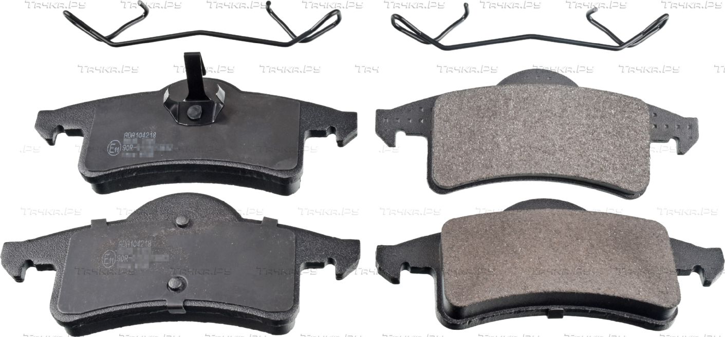 Тормозные колодки Blue Print. Артикул ADA104218