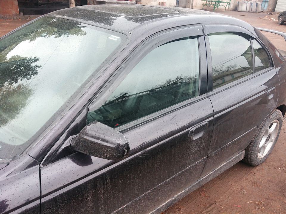 Дефлекторы Cobra Tuning для окон Honda Accord VI седан 1998-2002. Артикул H11498