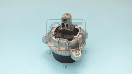 Опора двигателя lh (Quattro Freni). Артикул qf00a00583