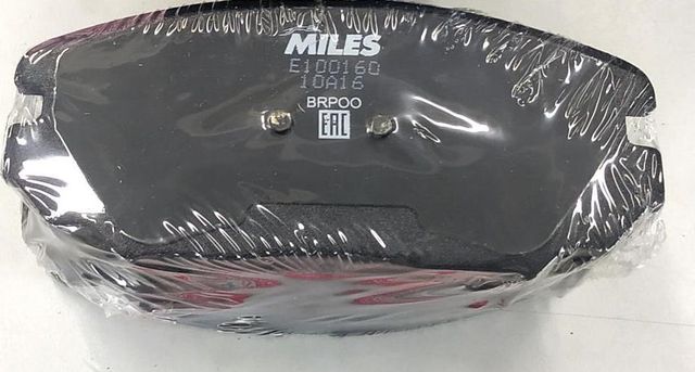 Тормозные колодки Miles (Semi-Metallic). Артикул E100160