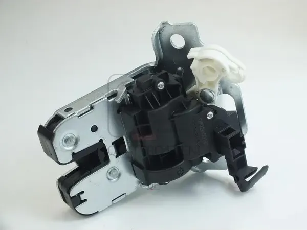 ЗАМОК БАГАЖНИКА (Quattro Freni). Артикул QF22H00181