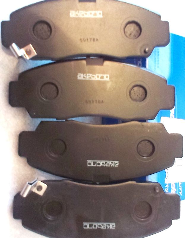 Тормозные колодки Akebono Standard передние для Honda Civic VII 2001-2005. Артикул AN-613WK