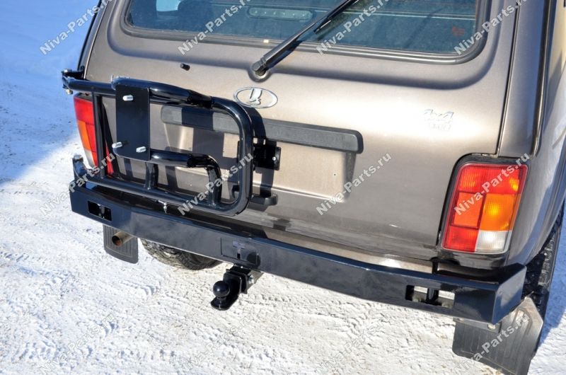 Бампер силовой Niva-Parts задний с кронштейном запасного колеса и фаркопом для ВАЗ Нива 2131 1977-2026. Артикул NP-00258