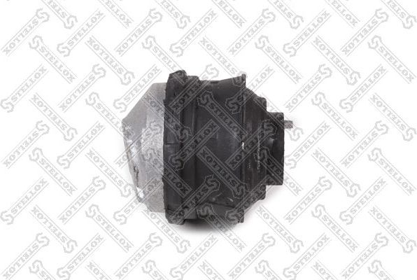 Подушка (опора) двигателя Stellox. Артикул 25-17139-SX