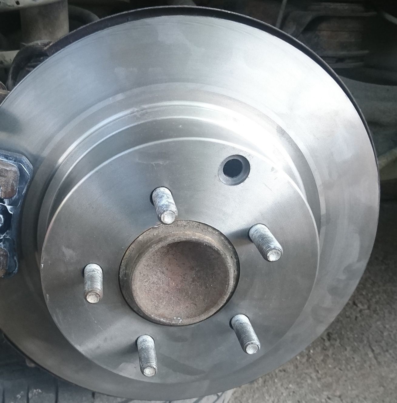 Тормозной диск Miles. Артикул K011242