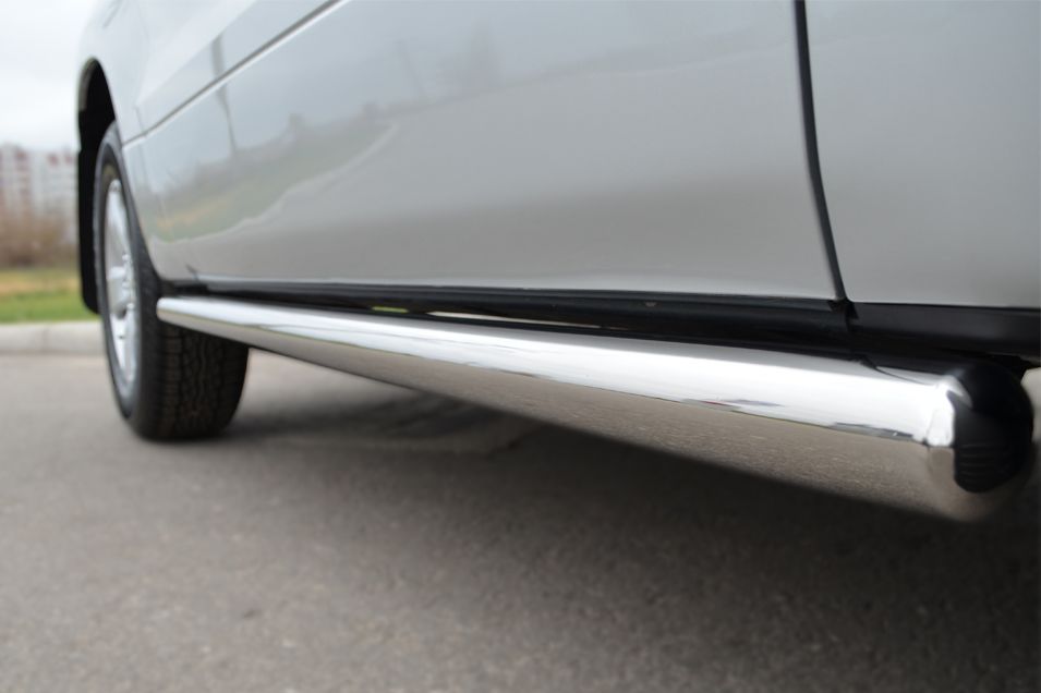 Защита RusStal порогов труба d63 (вариант 3) для Suzuki Grand Vitara 3-дв. 2012-2015. Артикул SV3T-0011073