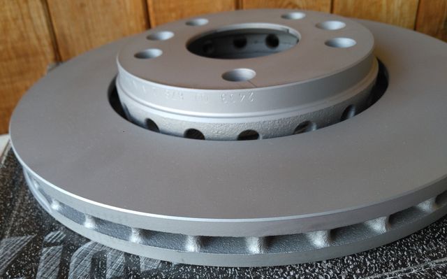 Тормозной диск Zimmermann Coat Z. Артикул 470.2433.20