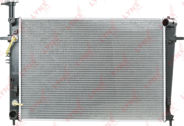Радиатор охлаждения двигателя LYNXauto. Артикул RB-1072