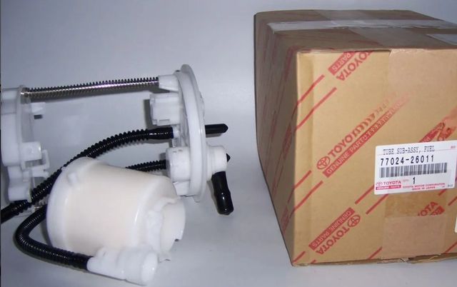 Топливный фильтр Toyota. Артикул 7702426011