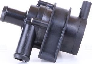 Помпа (водяной насос) Nissens (полимерный материал). Артикул 831081