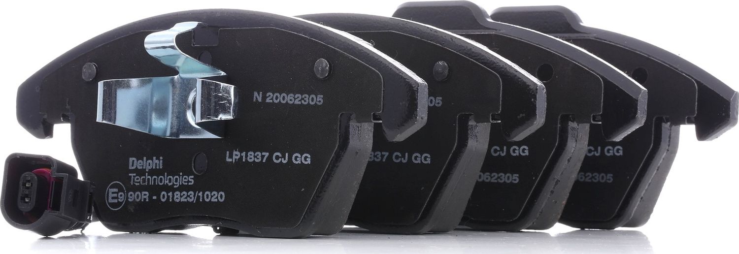 Тормозные колодки Delphi (Low-Metallic) передние для Volkswagen Jetta VI 2010-2019. Артикул LP1837