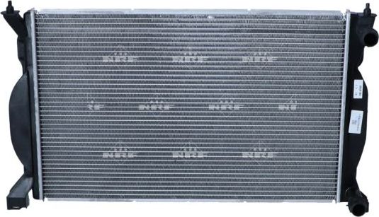 Радиатор охлаждения двигателя NRF EASY FIT для Audi A6 II (C5) 2001-2005. Артикул 50539