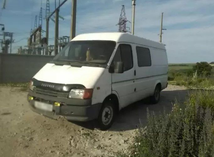 Дефлектор Vip-Tuning для капота Ford Transit 1985-1991. Артикул FR13