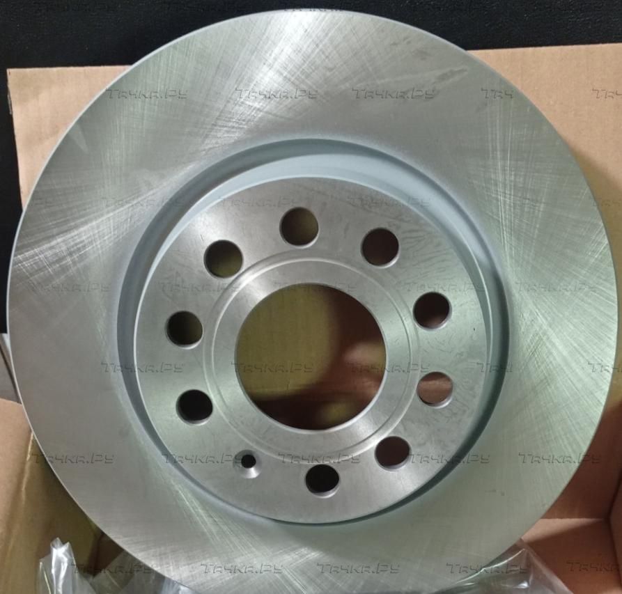 Тормозной диск Remsa передний для Volkswagen Jetta V 2004-2010. Артикул 6647.10
