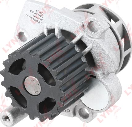 Помпа (водяной насос) LYNXauto для SEAT Altea I 2004-2015. Артикул CW-0065
