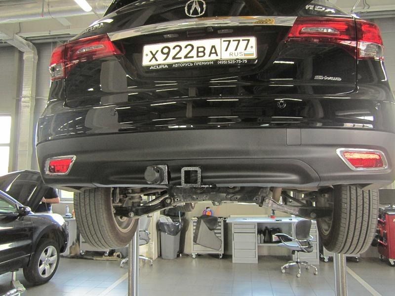 Фаркоп Bizon для Acura MDX III 2013-2020. Американский квадрат. Артикул FA 0858-E