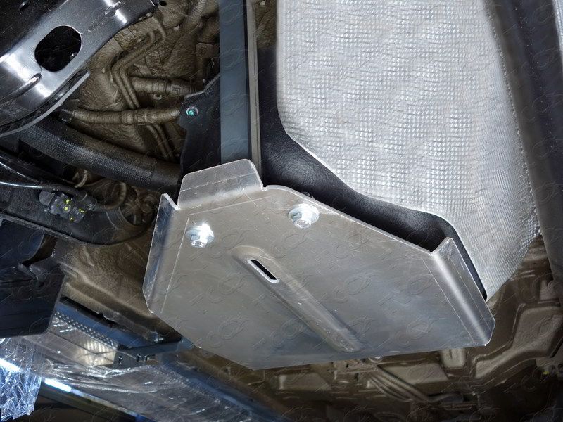 Защита алюминиевая ТСС (4 мм) для бака Hyundai Tucson III 2015-2021. Артикул ZKTCC00172