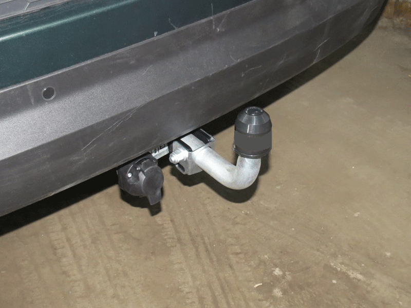 Фаркоп ZincaR оцинкованный для Audi Q3 I U8 2011-2018. Артикул ZV101A