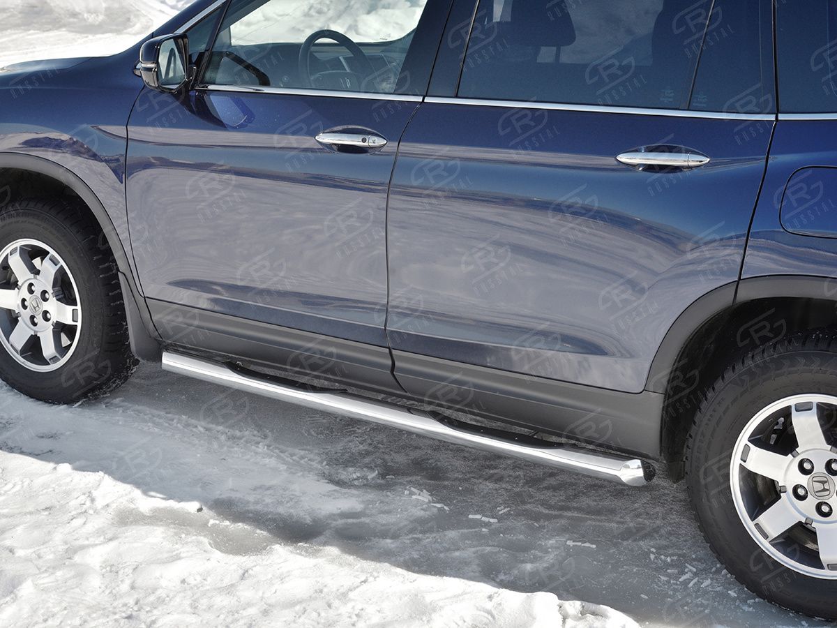 Защита порогов RusStal труба d76 с накладкой (вариант 1) для Honda Pilot III 2016-2026. Артикул HPT-0029231