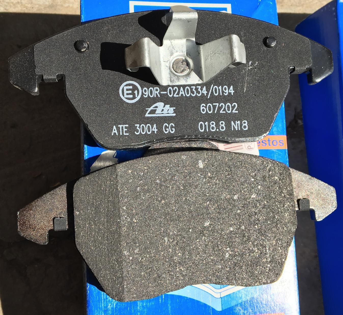 Тормозные колодки ATE. Артикул 13.0460-7202.2